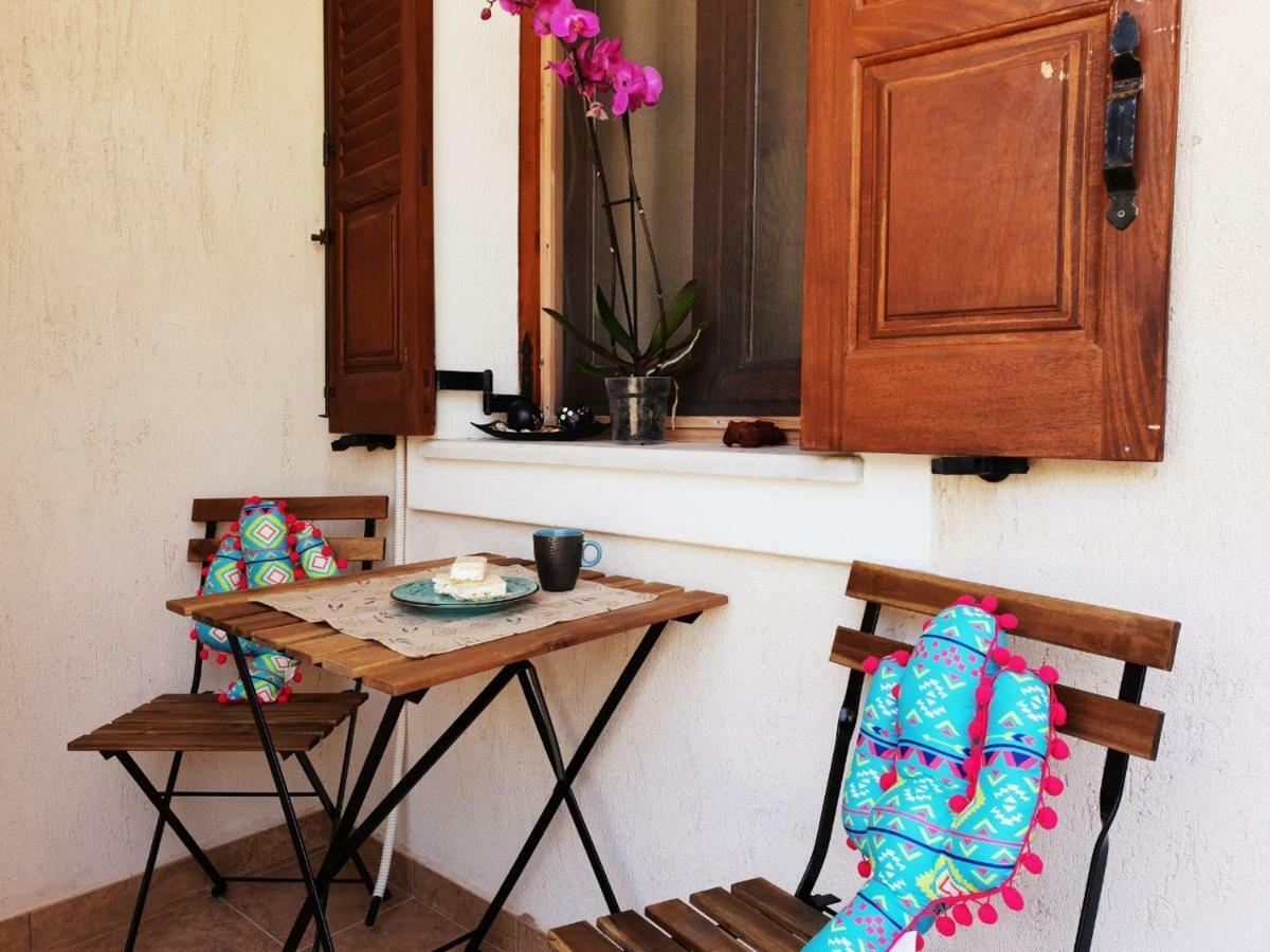 Villa Perissa Thira Eksteriør billede